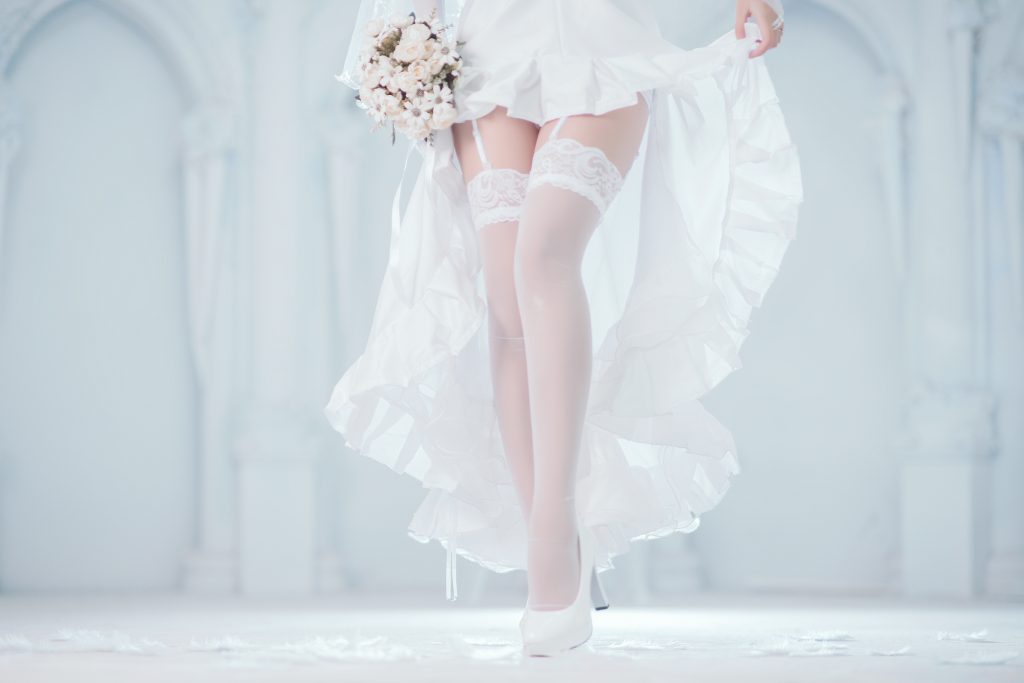 图片[1]_11P三度 大花嫁 白色婚纱 白丝 性感美女图片 4K壁纸_69008_次元岛