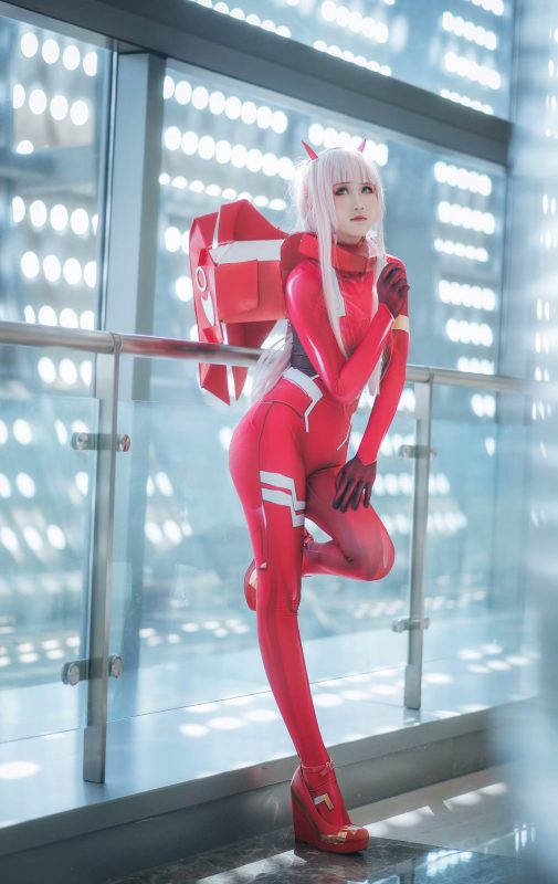 6P三度 红色 比翼之吻 Cosplay 手机壁纸_69016_次元岛