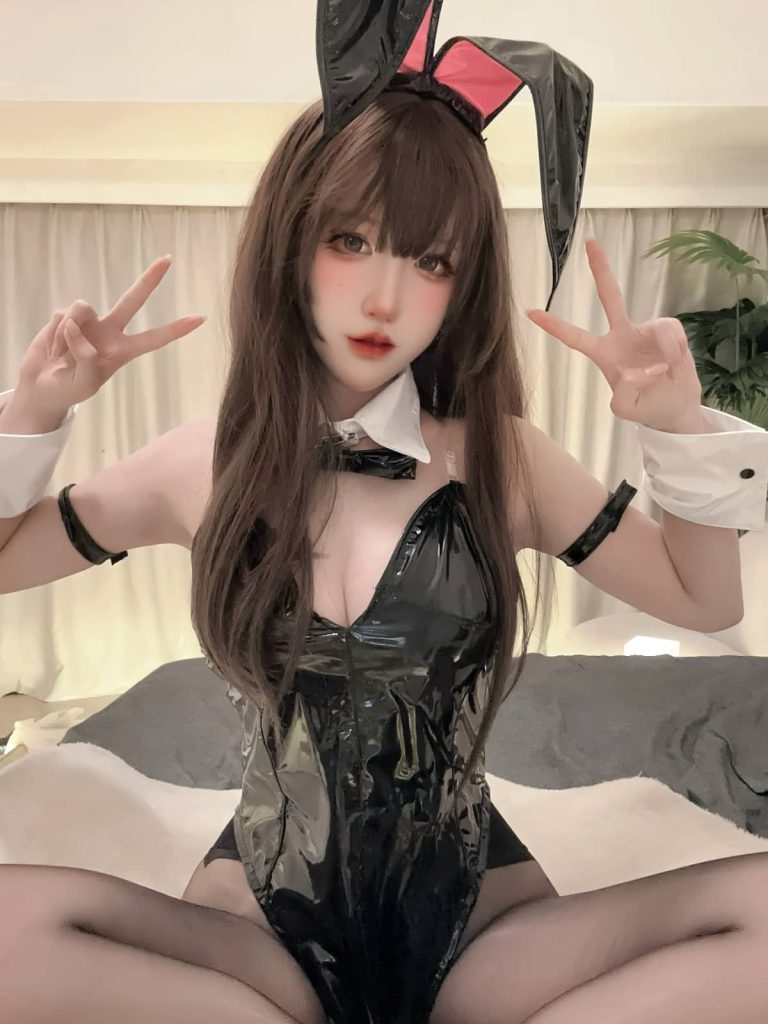 图片[3]_46P+5视频 阿薰kaOri 兔女郎 皮裤 兔耳朵性感手机写真 NO.019_次元岛