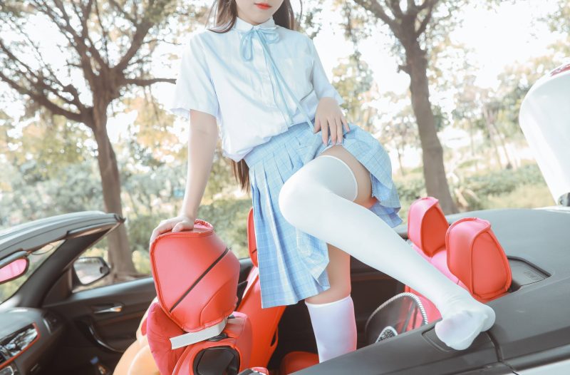 21P+12视频 不呆猫 白丝过膝袜 高颜值美女cosplay福利NO.026_次元岛