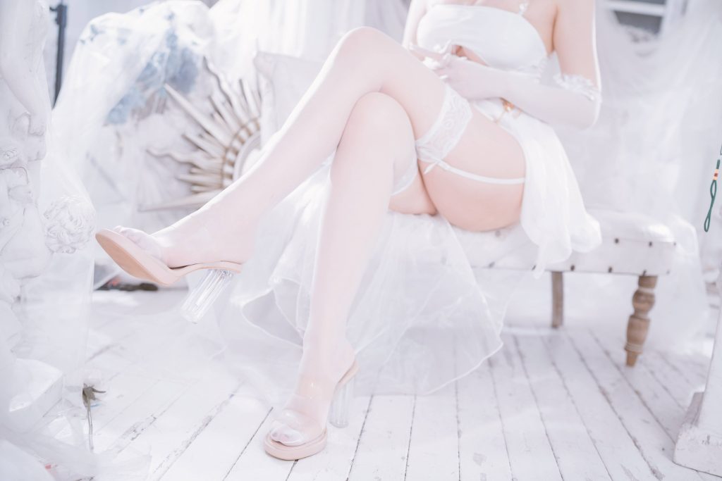 图片[3]_40P 兔胖胖 恰巴耶夫 白色 婚纱 丝袜性感美女图片NO.011_次元岛