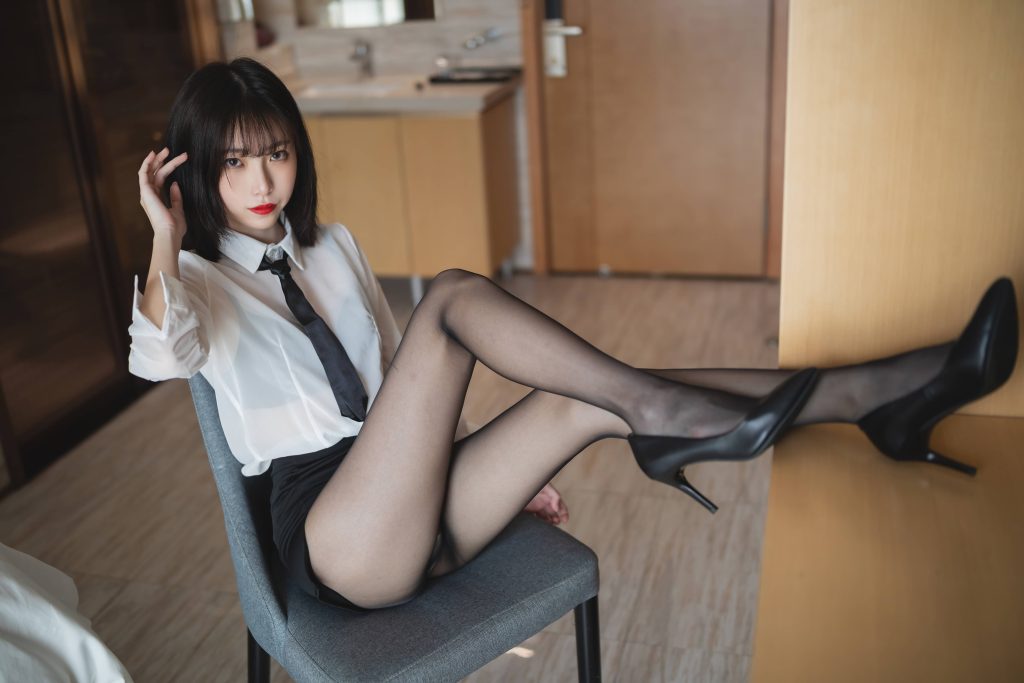 图片[2]_41P许岚LAN OL制服 黑丝 办公4k美女超高清大图片NO.002_次元岛