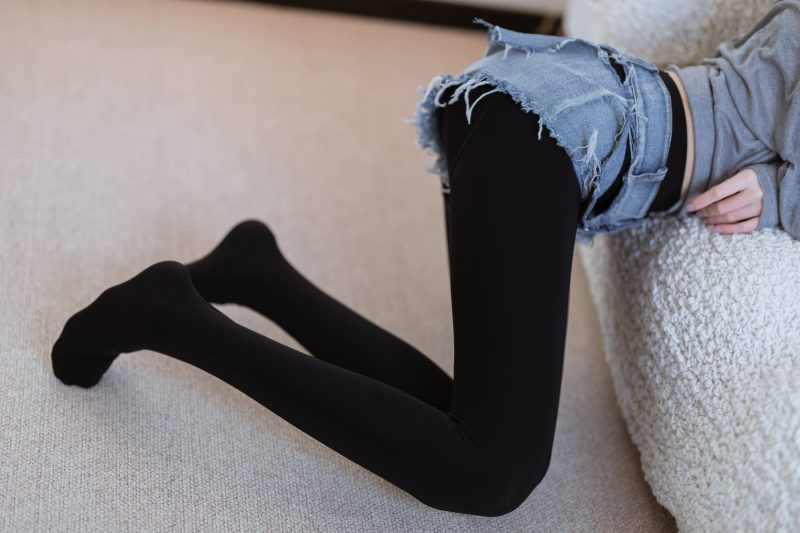 40P许岚LAN 半透毛衣 黑色长袜美女图片库NO.026_次元岛