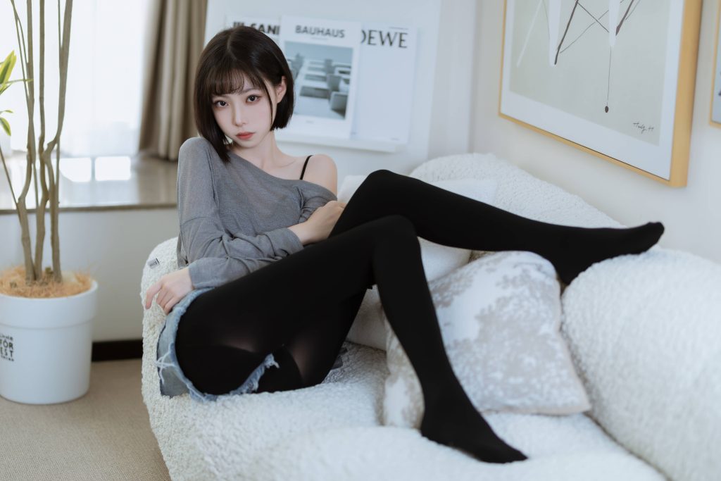 图片[4]_40P许岚LAN 半透毛衣 黑色长袜美女图片库NO.026_次元岛