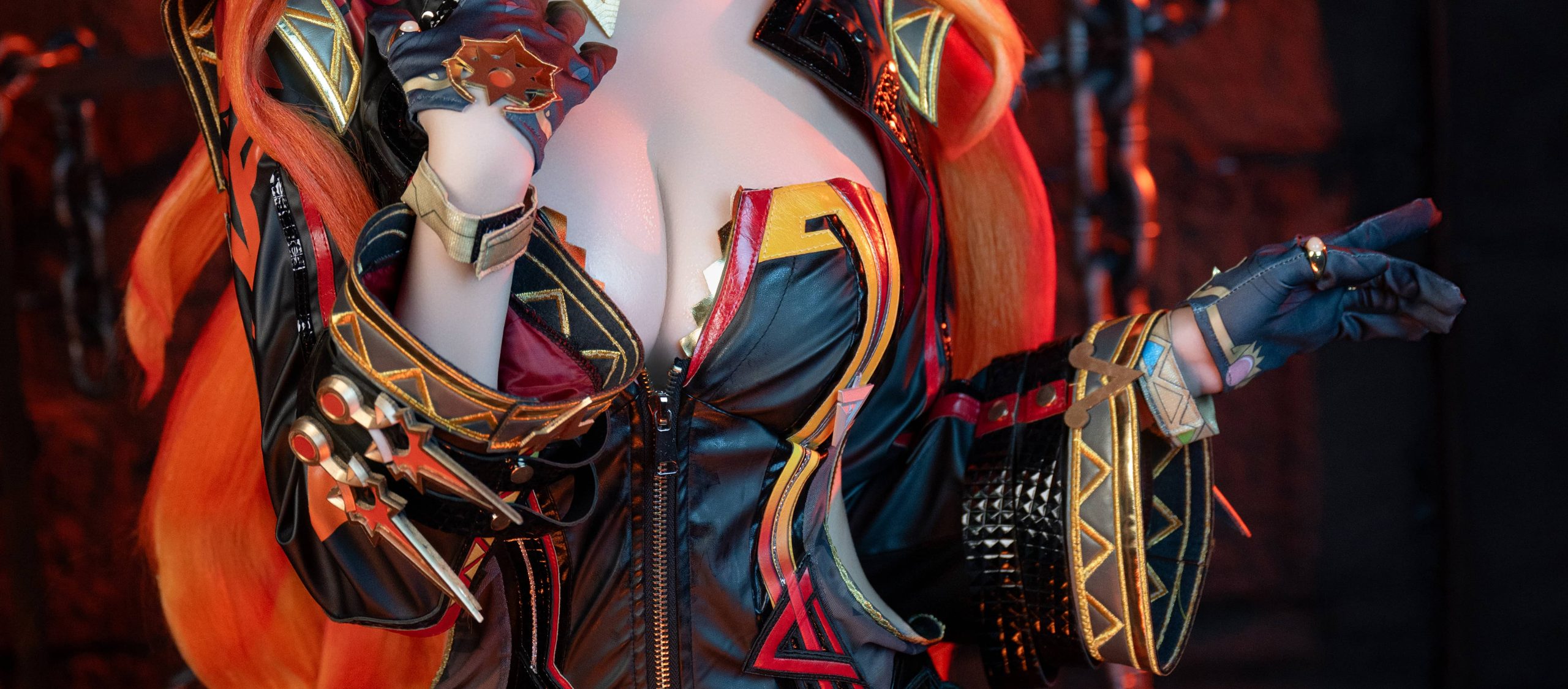 213P+1视频阿薰kaOri 火神玛薇卡 cosplay图片NO.043_次元岛