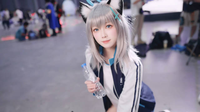 炸酱沐沐cos视频 老师，一起来做运动吧～_次元岛