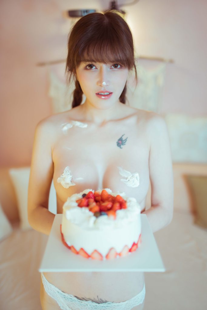 图片[1]_51P鹿八岁baby 生日蛋糕 性感美女图片 手机写真壁纸NO.014_次元岛