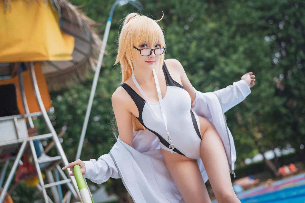 图片[2]_21P瓜希酱 企鹅贞 泳池 呼啦圈 cosplay福利NO.005_次元岛