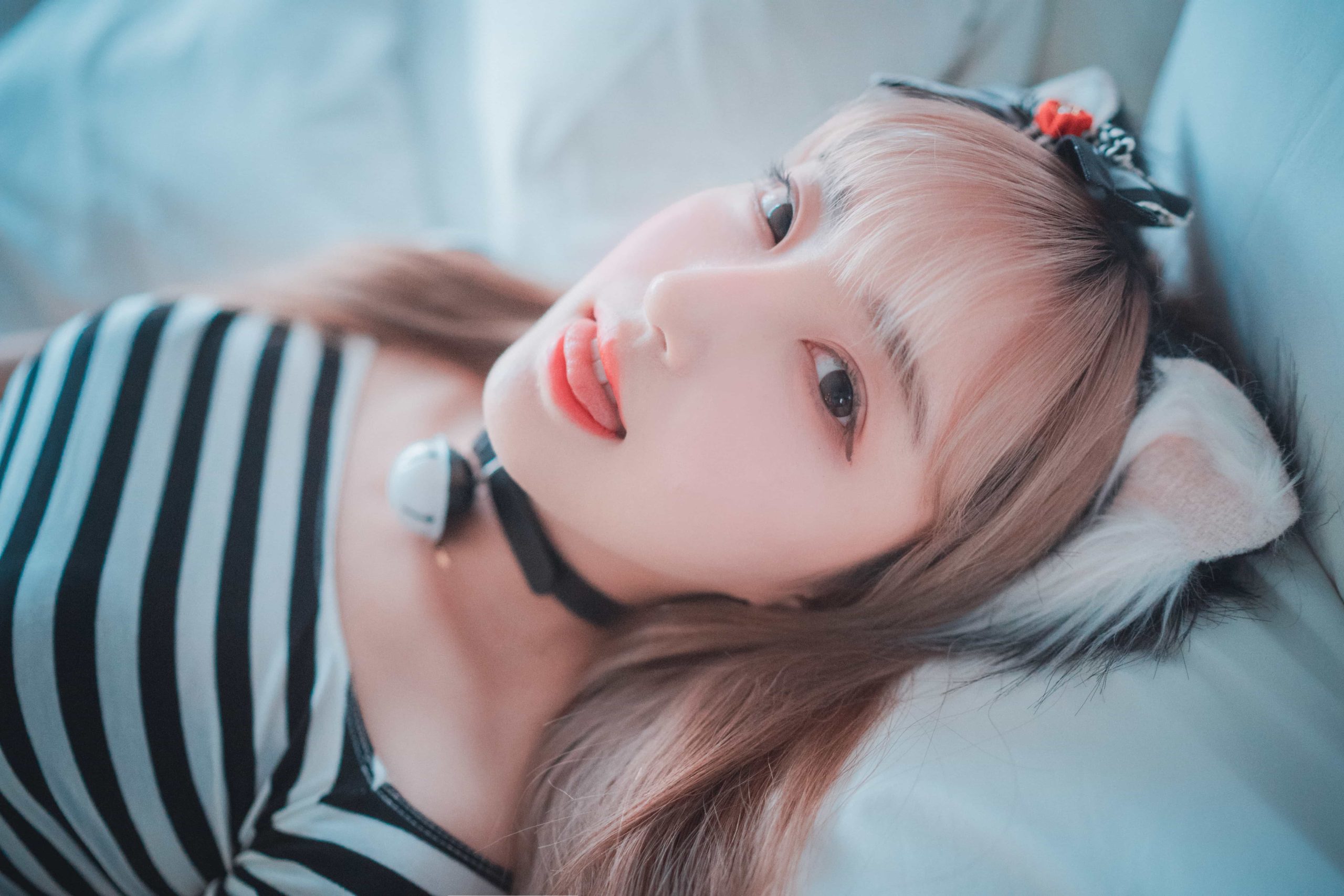 91PHanari(하나리)韩国妹子 DJAWA 条纹猫女郎 cosplay图片NO.001_次元岛