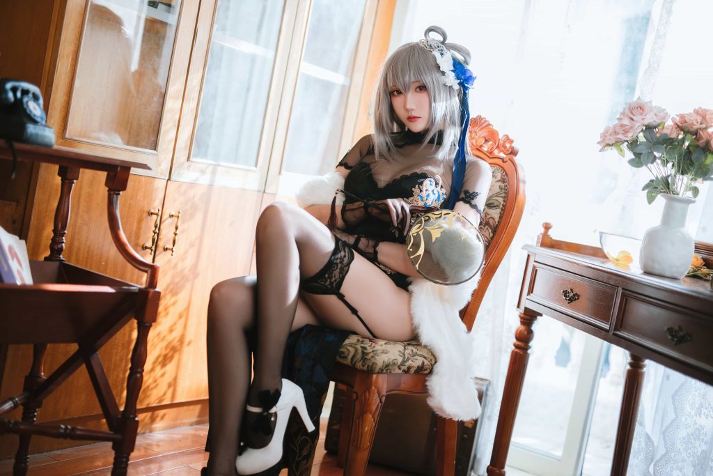 图片[1]_中国COSPLAY大赏 18P瓜希酱 碧蓝航线 路易九世旗袍 NO.059_次元岛